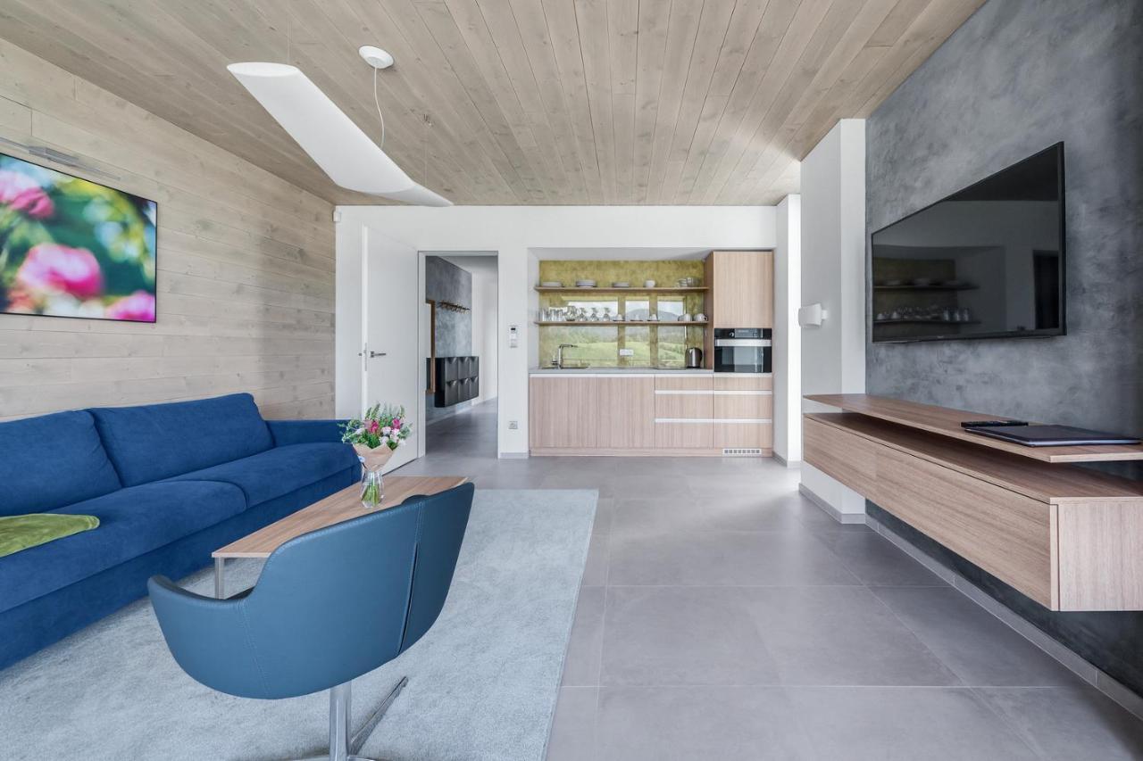 Apartmány HRÁDEČEK Mladé Buky Exterior foto