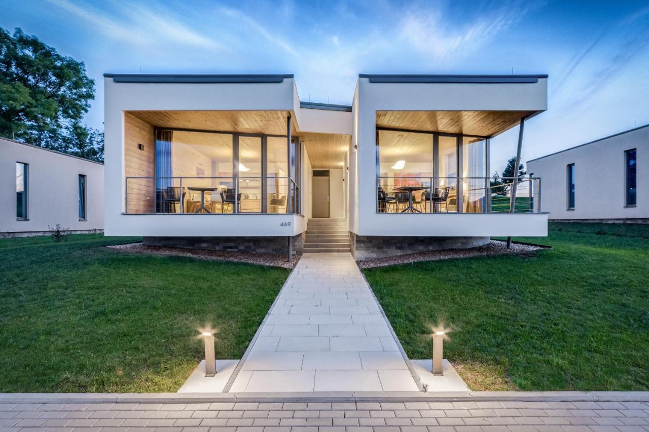 Apartmány HRÁDEČEK Mladé Buky Exterior foto